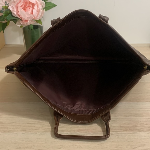 Vintage Leather Briefcase - Picture 4 of 9